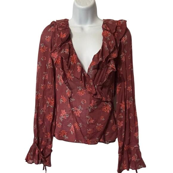 Free People Amanda Ruffle Wrap Top Sultry Combo Size Medium 100% Cotton Girly - Picture 2 of 7